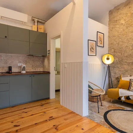 Patio Vilareto - Adelia By Lovelystay *